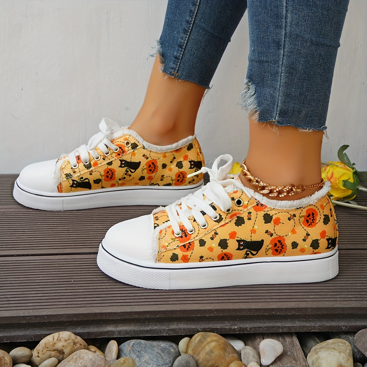 Women's Halloween Pumpkin & Black Cat Print Canvas Shoes, Casual Walking Trainers