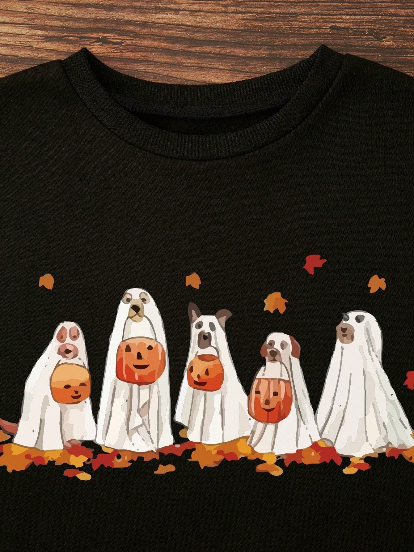 Cozy up in Spooky Style with our Plus Halloween Print Thermal-Lined Sweatshirt