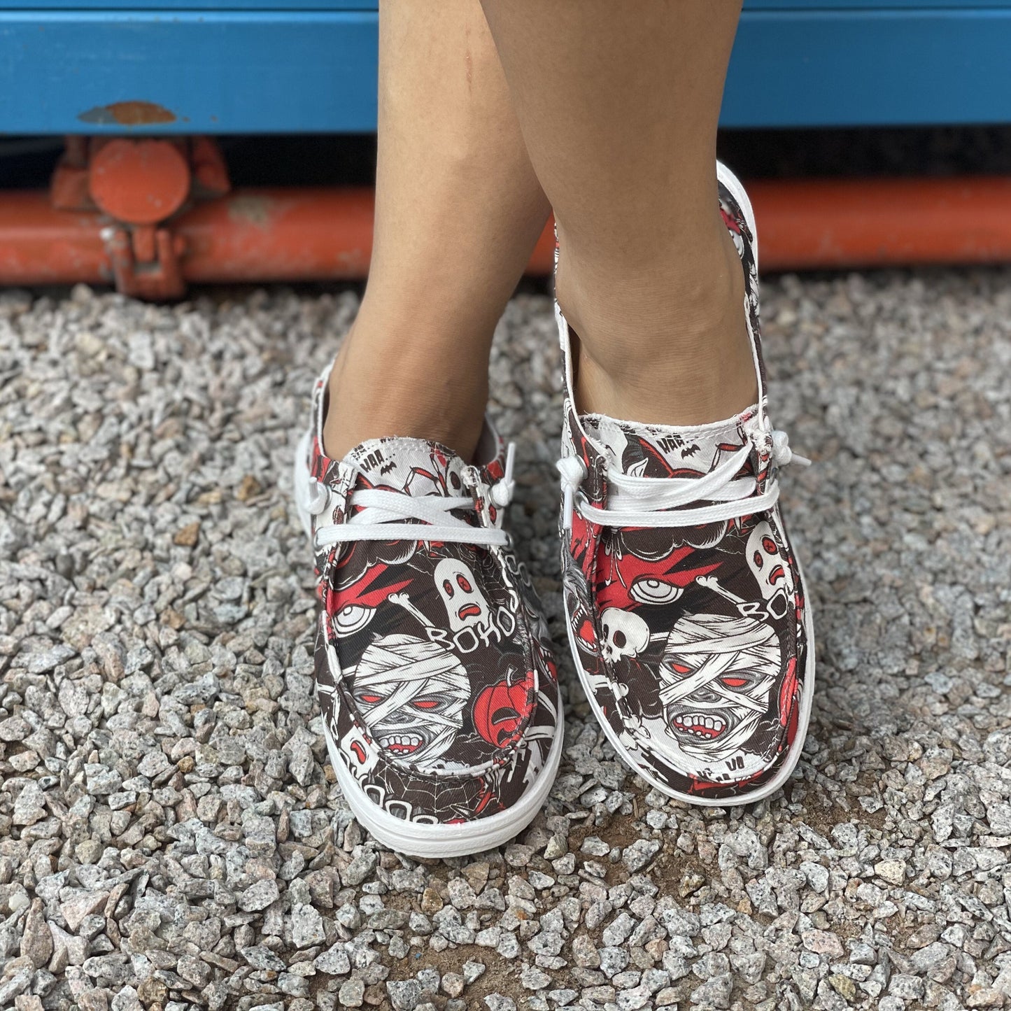 Women's Halloween Mummy Pattern Canvas Shoes - Perfect for Halloween and Outdoor Activities