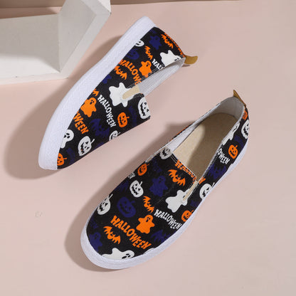 Halloween Chic: Lightweight Women's Canvas Sneakers with Pumpkin and Ghost Print