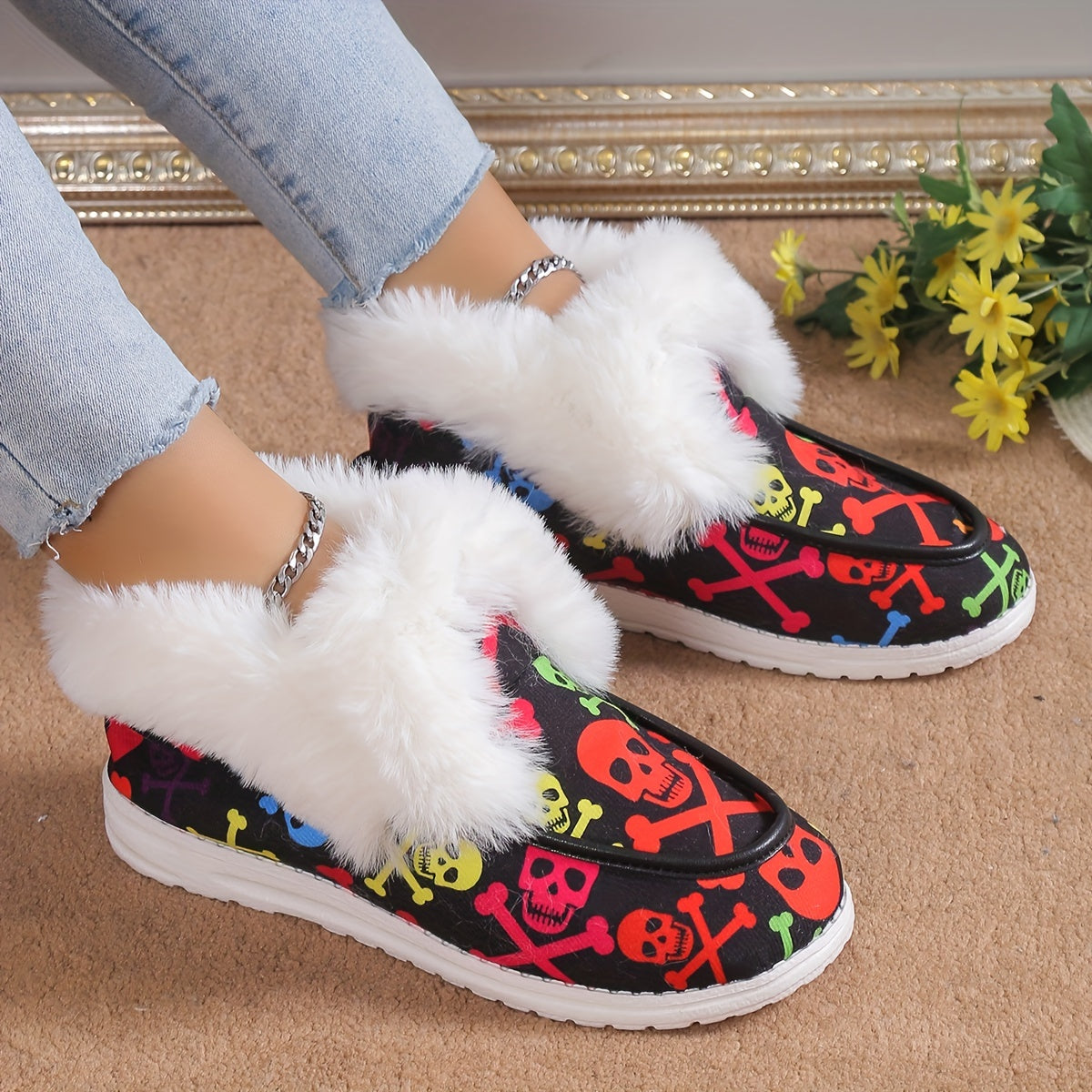 Women's Skull Pattern Fluffy Snow Boots: Stay Warm and Stylish this Winter with Halloween-inspired Ankle Boots!