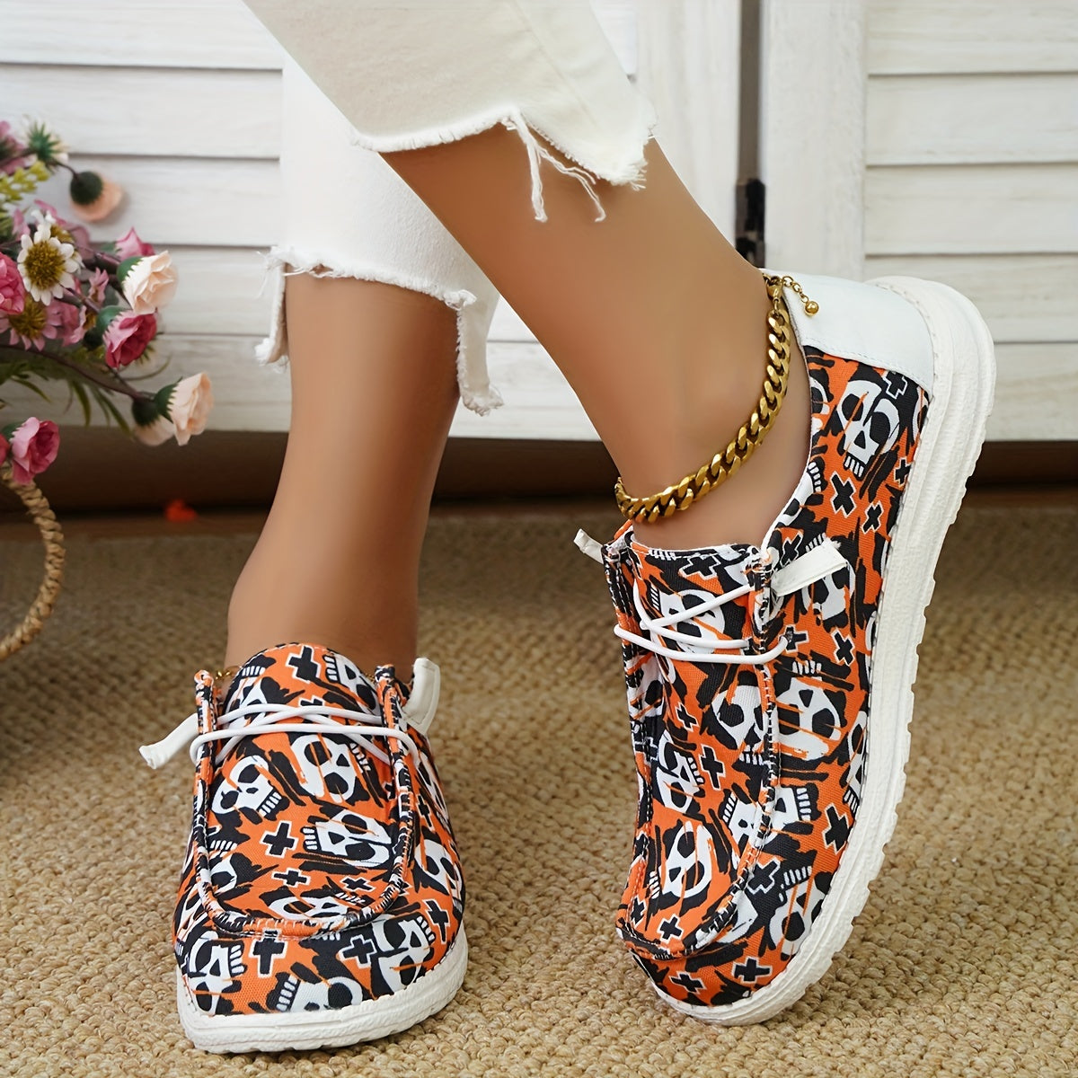 Women's Skull Pattern Canvas Shoes: Lightweight, Low Top Halloween Shoes for Casual and Outdoor Wear